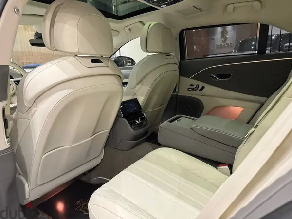 bentley-flying-spur-s-2024-big-4